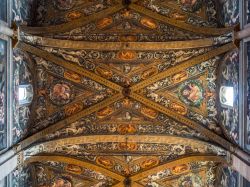 Dettaglio degli affreschi rinascimentali nella cattedrale di Santa Maria Assunta a Parma, Emilia-Romagna. Il soffitto della chiesa è stata realizzato da Girolamo Bedoli-Mazzola - © ...