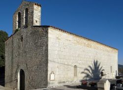 La cappella di Notre Dame de Sardaigne è situata nel cimitero di Saint-Cezaire-sur-Siagne. Menzionata fra il 1138 e 1143 in una bolla di papa Innocenzo II°, questa graziosa chiesetta ...