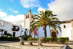 Chiesa a Betancuria la vecchia capitale di Fuerteventura. ...