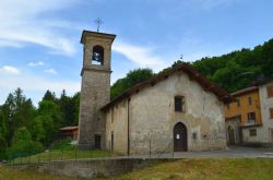La storica Chiesa di San Bernardo a Roncola di Bergamo