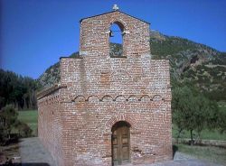 La Chiesa di San Nicola di Quirra si trova vicino a Villaputzu in Sardegna - Alessandro Dessi - CC BY-SA 3.0 - Wikimedia Commons.