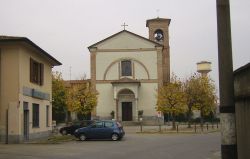 Chiesa parrocchiale a Comazzo in Lombardia - © Arbalete - CC BY-SA 3.0, Wikipedia