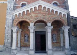 La Chiesa di San Rocco si trova nei pressi di Piazza del Popolo a Palata, in Molise