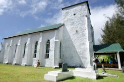 La vista laterale della grande chiesa cristiana di Avarua (CICC) - © ChameleonsEye / Shutterstock.com 