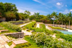 Una parte del complesso del Memoriale di Che Guevara a Santa Clara (Cuba), dove il guerrrigliero argentino è seploto assieme ai suoi compagni - © Fotos593 / Shutterstock.com