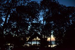 Crab Shack, Watamu: immerso tra le mangrovie e affacciato sulla baia di Mida Creek, il ristorante Crab Shack vanta uno dei tramonti più spettacolari di tutto il Kenya.