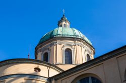 Cupola della basilica di Weingarten nei pressi di Ravensburg, Germania - Particolare della cupola verde smaltata che sormonta l'edificio religioso a cui nel 1094, Judith von Flandern, seconda ...