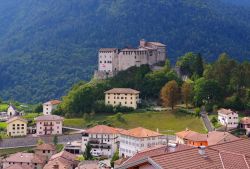 Il borgo di Stenico e il Castello cittadino, Trentino