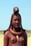 Donna di etnia Himba nel deserto della Namibia - Foto di Giulio Badini