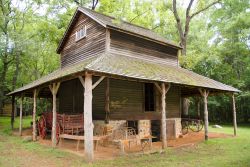 Duke Homestead State Historic Site a Durham, Carolina del Nord, USA. Si tratta della storica casa, della fattoria e degli altri edifici utilizzati da Washington Duke e dalla sua famiglia nel ...