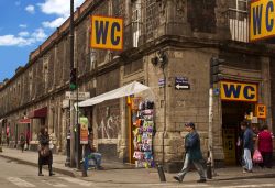 Un edificio storico del centro di Città del Messico, nel Distrito Federal messicano. Alcuni palazzi del centro risalgono all'epoca coloniale - foto © Charles Harker ...