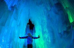 Edmonton Ice Castle i castelli di ghiaccio più famosi del Canada