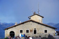 Esterno del rifugio alpino Kehlsteinhaus sul monte Kehlstein, Berchtesgaden, Germania - © Mikadun / Shutterstock.com