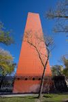 Il Faro del Commercio (Commerce's Lighthouse) a Monterrey, Messico. Questo palazzo alto quasi 70 metri e largo (o stretto!) 13 metri è stato costruito in ricordo del centenario della ...