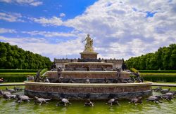 Fontana al palazzo "Herrenchiemsee" di Ludwigsburg, Germania - © clearlens / Shutterstock.com