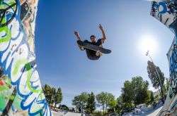 Il giovane Ruben Rodrigues alla seconda tappa del DC Skate Challenge by Fuel TV a Torres Vedras, Portogallo - © homydesign / Shutterstock.com