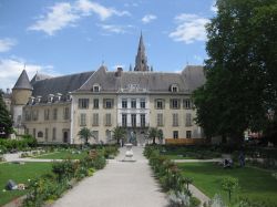 Hotel de Lesdiguieres, a Grenoble 
