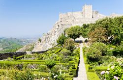 I bei giardini del castello di Marvao, Alentejo, Portogallo - © PHB.cz (Richard Semik) / Shutterstock.com