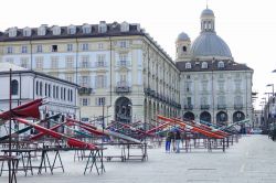 I mercatini di Torino bloccati per la quarantena del Coronavirus Sars-Covid2 in Italia - © MikeDotta / Shutterstock.com