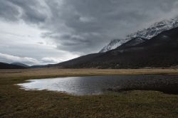 I Piani del Sirente e il lago di Secinaro in Abruzzo