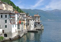 Il borgo di Brienno sul Lago di Como in Lombardia