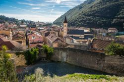 Il borgo di Finalborgo in Liguria, fotografato da Castel San GIovanni