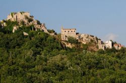 Il borgo montano di Rocchetta a Volturno, provincia di Isernia in Molise