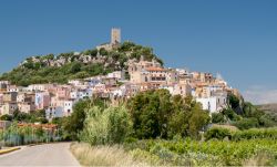 Il borgo sardo di Posada uno dei villaggi più belli della Sardegna, in Baronìa