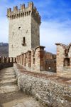 il Castello di Vigoleno, frazione di Vernasca a Piacenza. in Emilia-Romagna