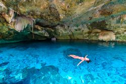 Il Cenote Dos Ojos in Quintana Roo, si trova appena sud di Akumal in Messico