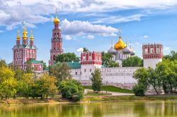 Il convento di Novodevichy in centro a Mosca, la capitale della Russia