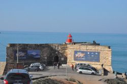 Il faro di Nazaré in Portogallo.