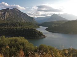 Il fiume Cedrino nei dintorni di Dorgali in Sardegna