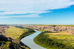 Il fiume Red Deer River nelle badlands del Canada - © r.classen / Shutterstock.com