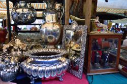 Il Friuli Venezia Giulia offre una serie di Mercatini dell'Antiquariato e delle Pulci - © Oleg Znamenskiy / Shutterstock.com