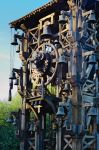 Il Grande Carillon, spettacolo musicale con le sue 70 campane, al parco Puy du Fou (Les Epesses), Francia - © forgetselfies / Shutterstock.com