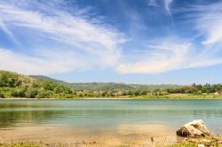 Il Lago di Bilancino nel Mugello in Toscana