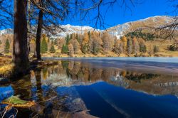 Il lago Palpuogna vicino al passo dell'Albula non lontano da Bergun, cantone dei Grigioni, Svizzera