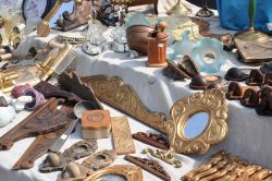 Il Mercatino dell'Usato e dell'Antiquariato a Borgo d'Ale in Piemonte