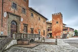 Il Palazzo Episcopale nel centro storico di San Miniato in Toscana