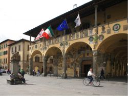 Il Palazzo Municipale in centro a San Giovanni Valdarno, Toscana