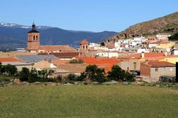 Il panorama del borgo di La Calahorra in Spagna