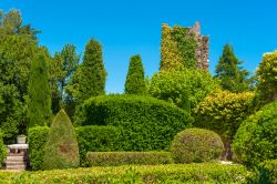 Il parco del castello della Napoule a Mandelieu-la-Napoule, Francia. Castello fortificato del XIV° secolo, divenne poi residenza dei coniugi newyorkesi Clews. Oggi è sede di una fondazione ...