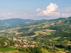 Il piccolo villaggio di Caminata nel piacentino, Alta Val Tidone