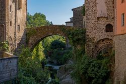 Il Ponte antico nel centro di Bagnone, borgo della Toscana