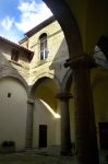 Il porticato di Palazzo Ubaldini ad Apecchio, Marche - © Giorgio - CC BY 3.0 - Wikipedia