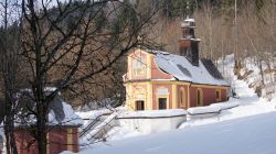 Il Santuario Maria Larch a Terfens in Tirolo è uno dei luoghi di pellegrinaggio in Austria.