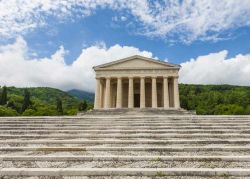 Il tempio Canoviano di Possagno - © Maurizio Sartoretto / Shutterstock.com