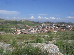 Il villaggio di Serrenti nel Medio Campidano in Sardegna