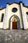 Ingresso della Parrocchiale di Taino, siamo in Lombardia vicino al Lago Maggiore